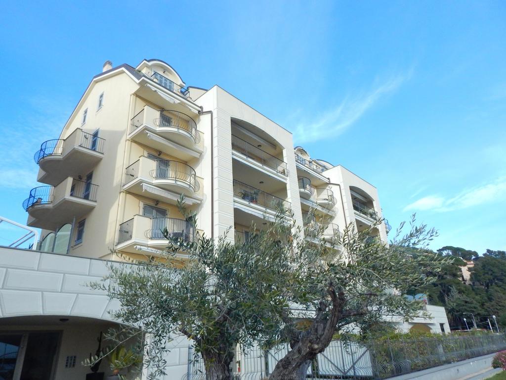 פינאלה ליגורה Residence La Perla מראה חיצוני תמונה
